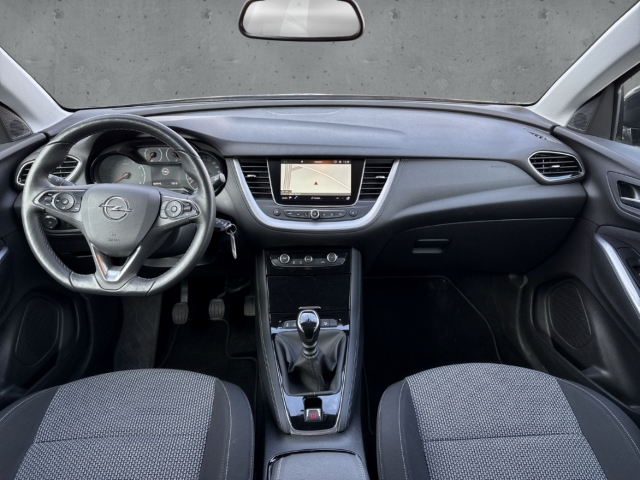 Fahrzeugabbildung Opel Grandland Edition LenkradHZG Apple CarPlay LED