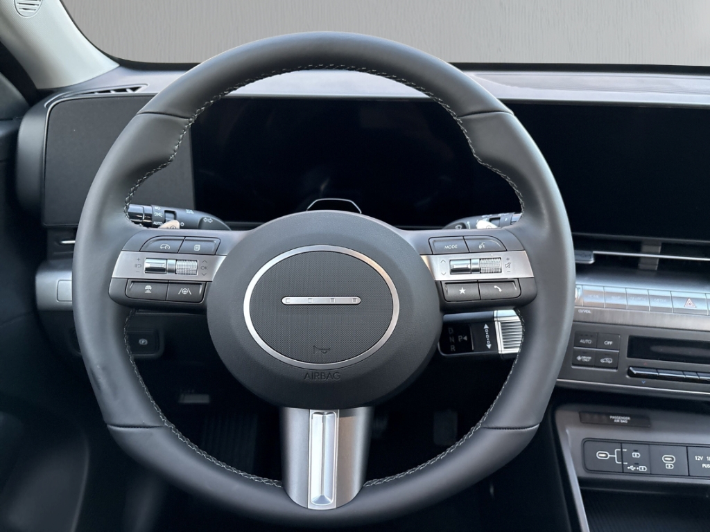 Fahrzeugabbildung Hyundai KONA EV MJ26 SX2 Select 65kWh Navi LED ACC Apple CarPlay Android Auto Mehrzonenklima