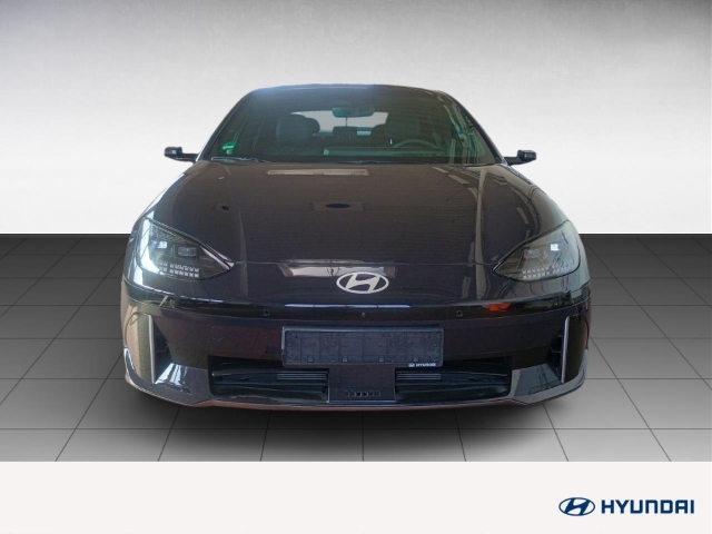 Fahrzeugabbildung Hyundai IONIQ 6 77,4kWh 2WD UNIQ Digi-Spiegel 20LM Schiebedach HUD Navi Digitales Cockpit