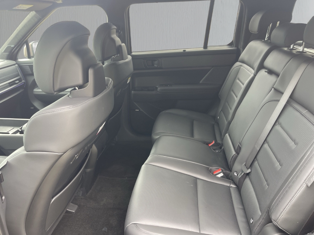 Fahrzeugabbildung Hyundai SANTA FE MY26 PHEV 1.6 4WD BLACKLINE HUD Navi Leder digitales Cockpit