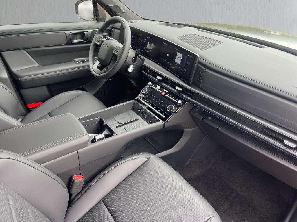 Fahrzeugabbildung Hyundai SANTA FE MY26 PHEV 1.6 4WD BLACKLINE HUD Navi Leder digitales Cockpit