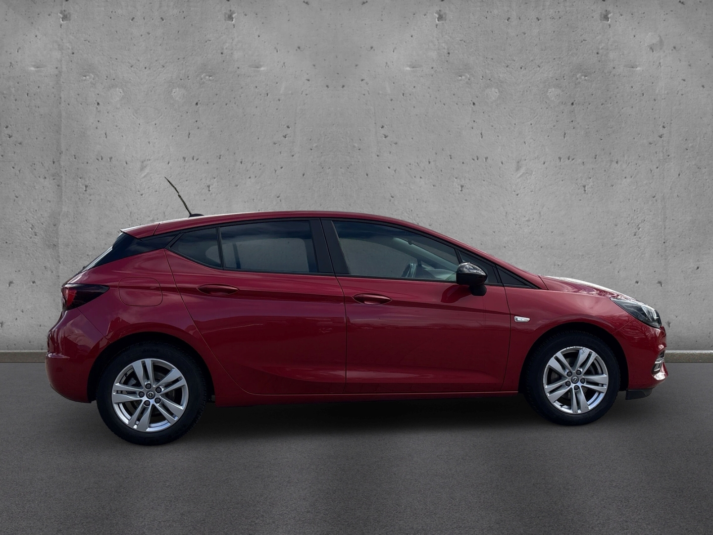 Fahrzeugabbildung Opel Astra K 1.2 Turbo Edition AHK PPS Navi LED RFK SHZ