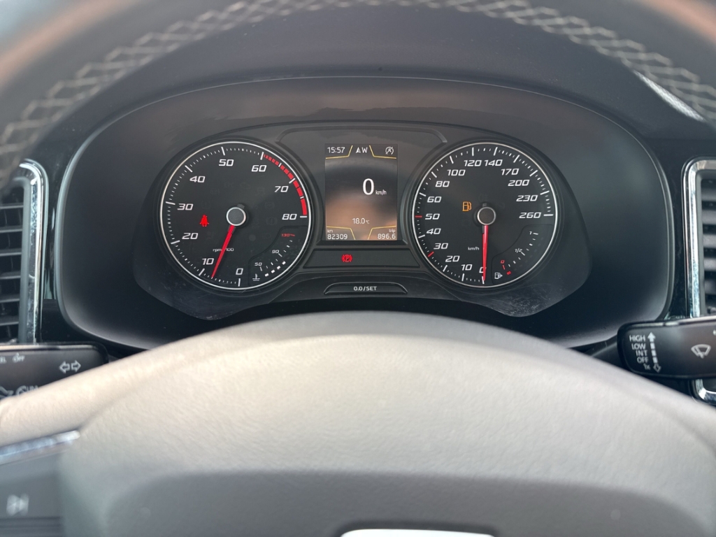 Fahrzeugabbildung SEAT Ateca Xcellence 1.4 Eco TSI AHK-klappbar Navi Leder LED Mehrzonenklima