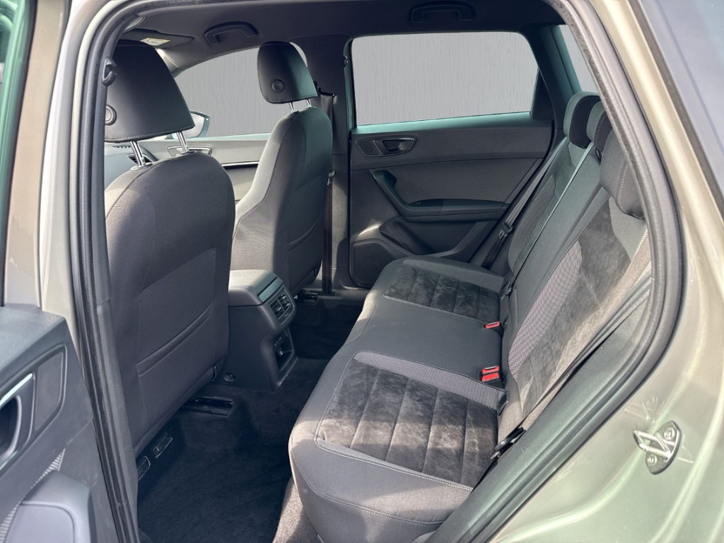 Fahrzeugabbildung SEAT Ateca Xcellence 1.4 Eco TSI AHK-klappbar Navi Leder LED Mehrzonenklima
