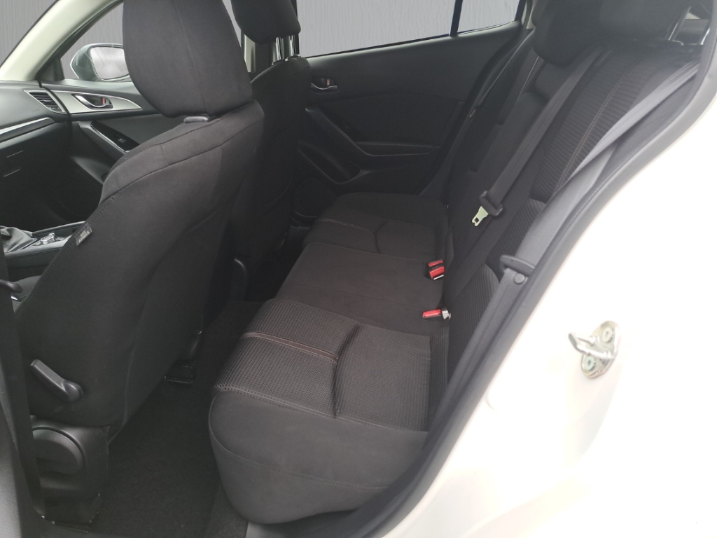 Fahrzeugabbildung Mazda 3 2.0 Exclusive-Line SHZ LED Start-Stop SHZ