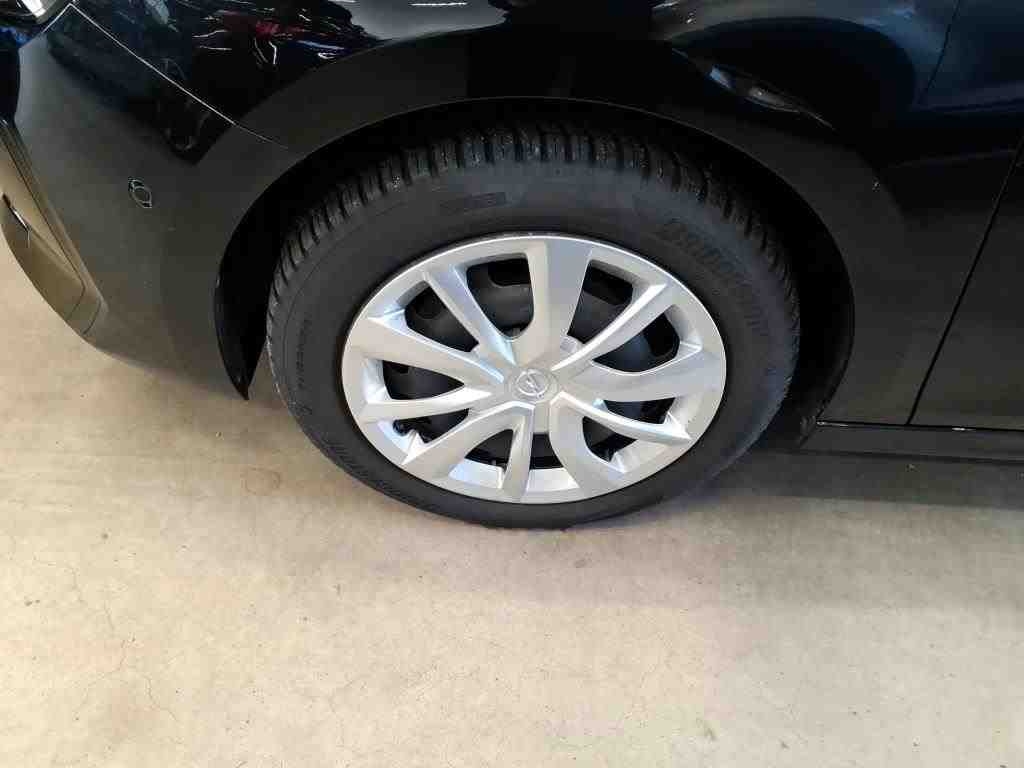 Fahrzeugabbildung Opel Corsa F 1.2 Basis Klima SHZ GRA LHZ PDC DAB