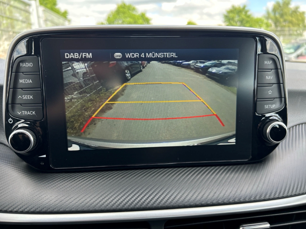 Fahrzeugabbildung Hyundai TUCSON 1.6 T-GDI DCT Passion Navi RKam Klimaauto CarPlay Allwetter