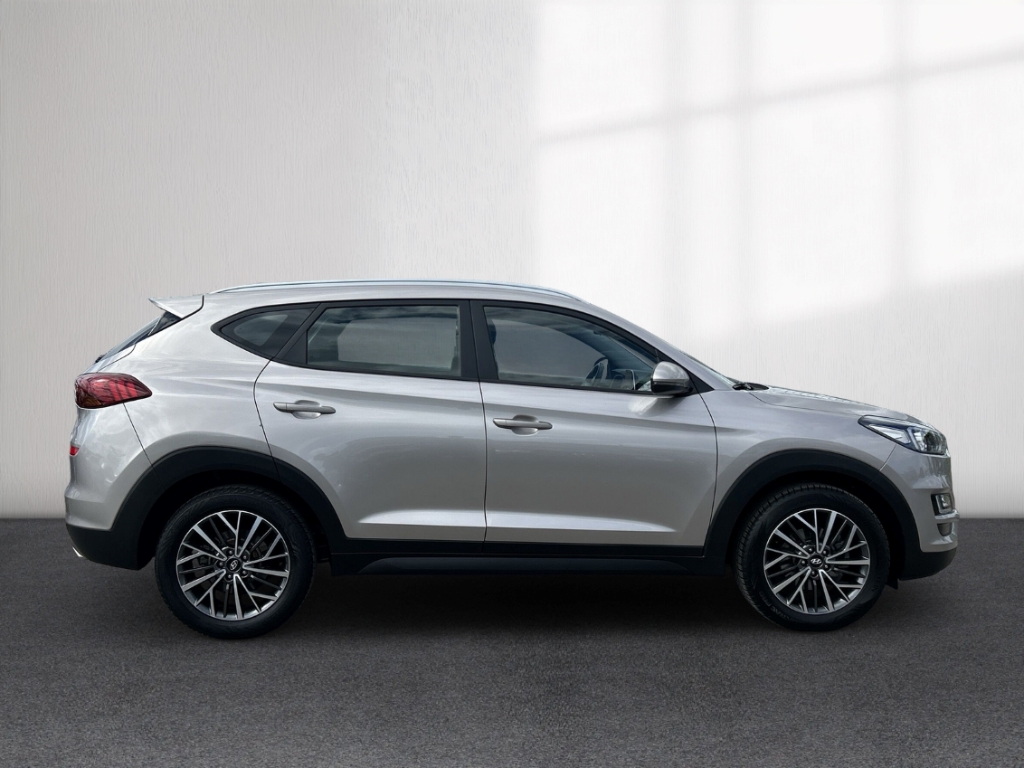 Fahrzeugabbildung Hyundai TUCSON 1.6 T-GDI DCT Passion Navi RKam Klimaauto CarPlay Allwetter