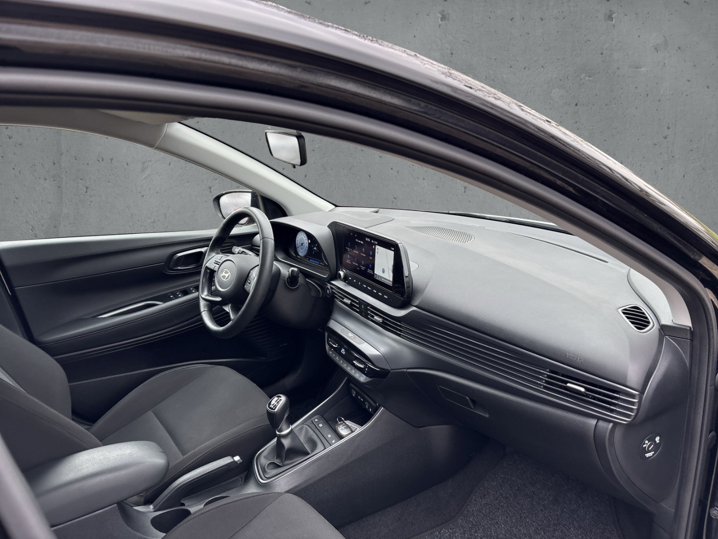 Fahrzeugabbildung Hyundai i20 TREND RFK BOSE SHZ NAV Klimaautomatik