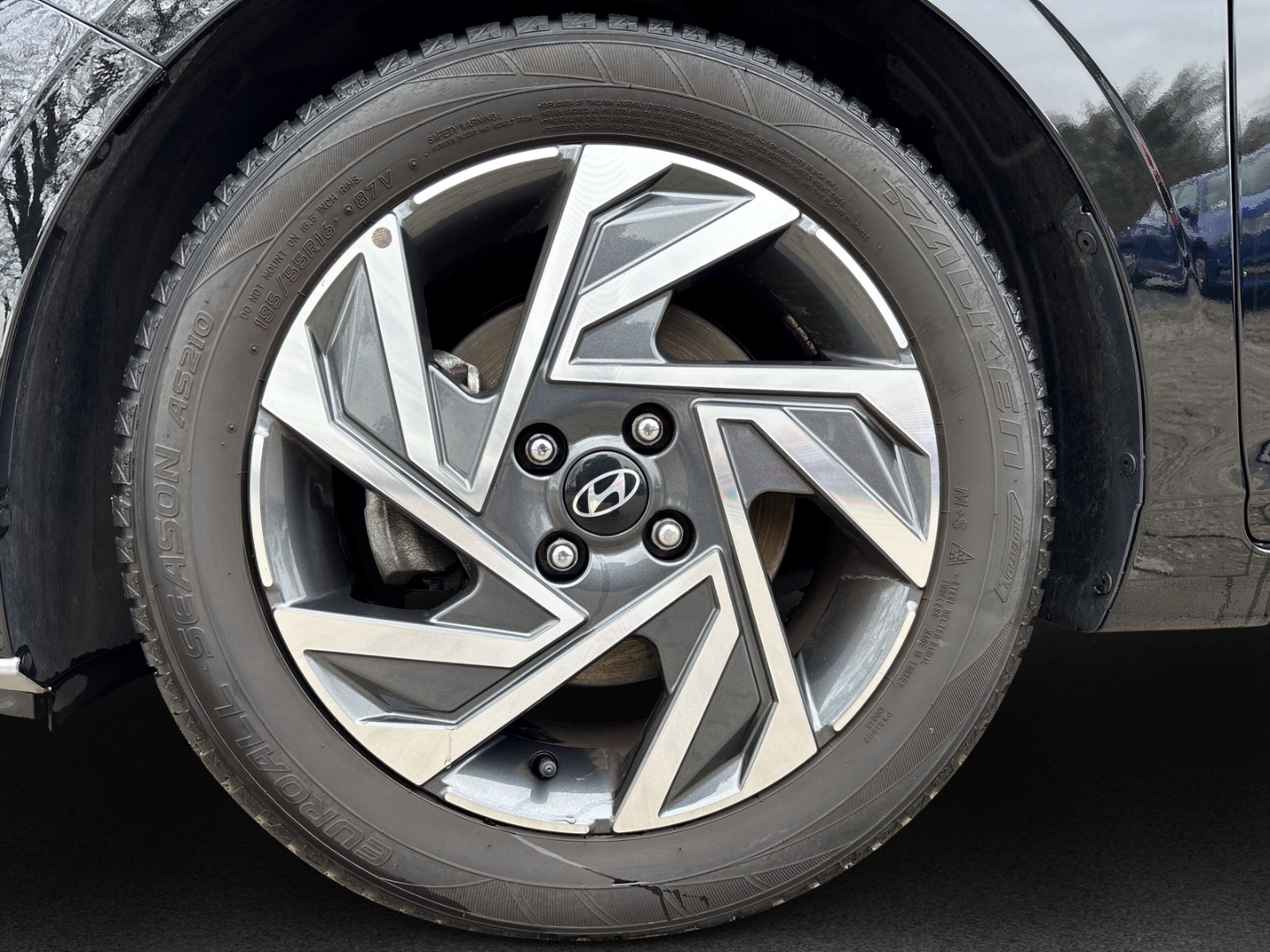 Fahrzeugabbildung Hyundai i20 TREND RFK BOSE SHZ NAV Klimaautomatik